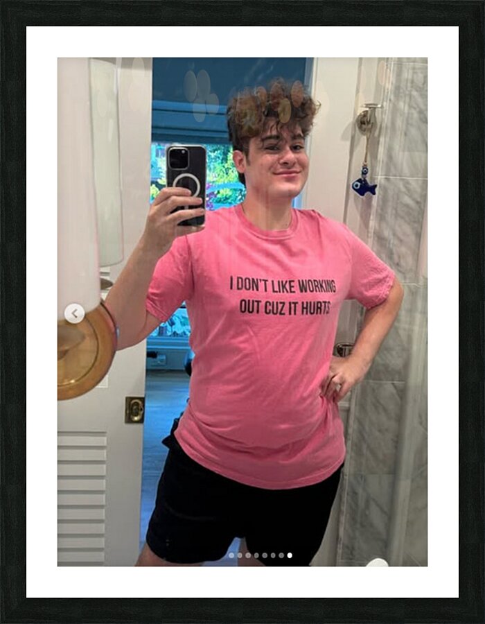 2419825 :: Framed Print